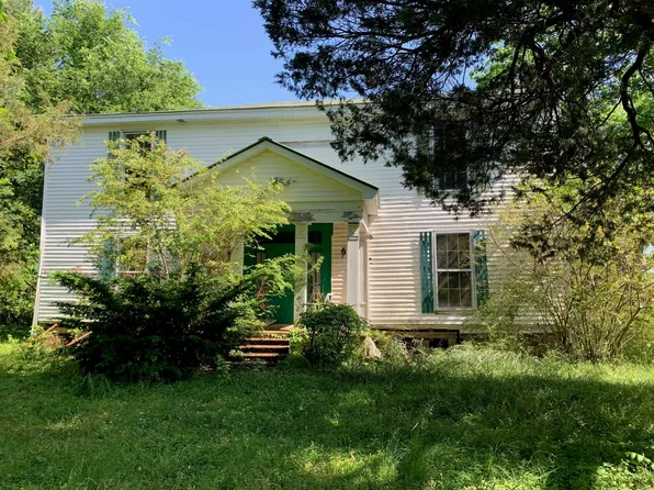 423 Karen Dr, Bolivar, TN 38008