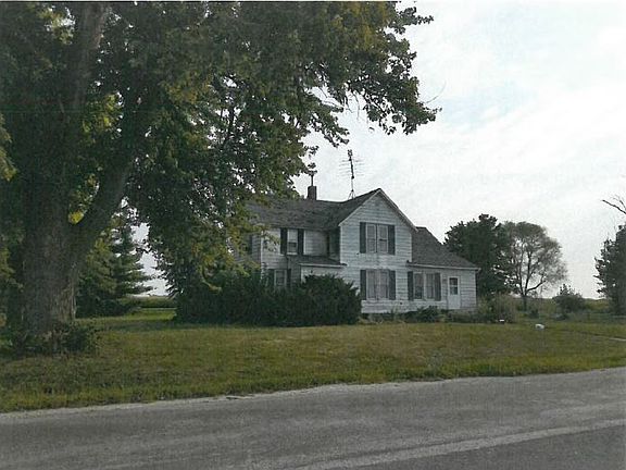 2nd image of 2102 E County Road 2100 N