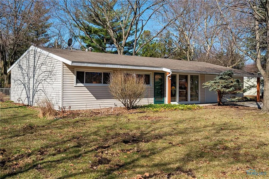86 Maurice Pl photo 1