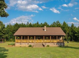 575 Lakewood Dr, Leakesville, MS 39451