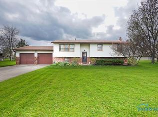 454 Cedar Ln, Arlington, OH