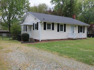 1722 Rendall St, Burlington, NC 27215