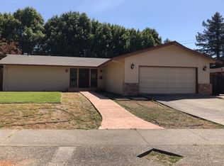 2562 Las Gallinas Ave, San Rafael, CA 94903