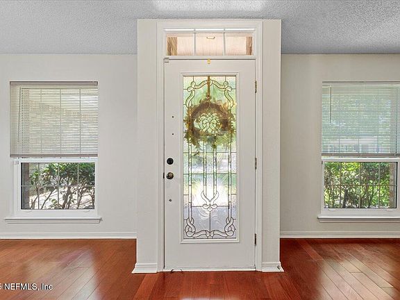 4th image of 3022 HIDDEN OAKS Drive