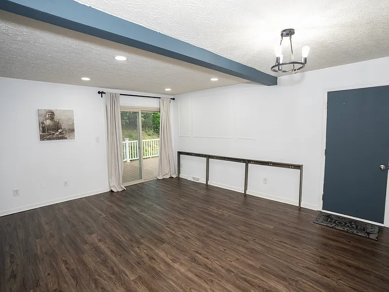 6589 Bunker Oak Trl — Photo 7