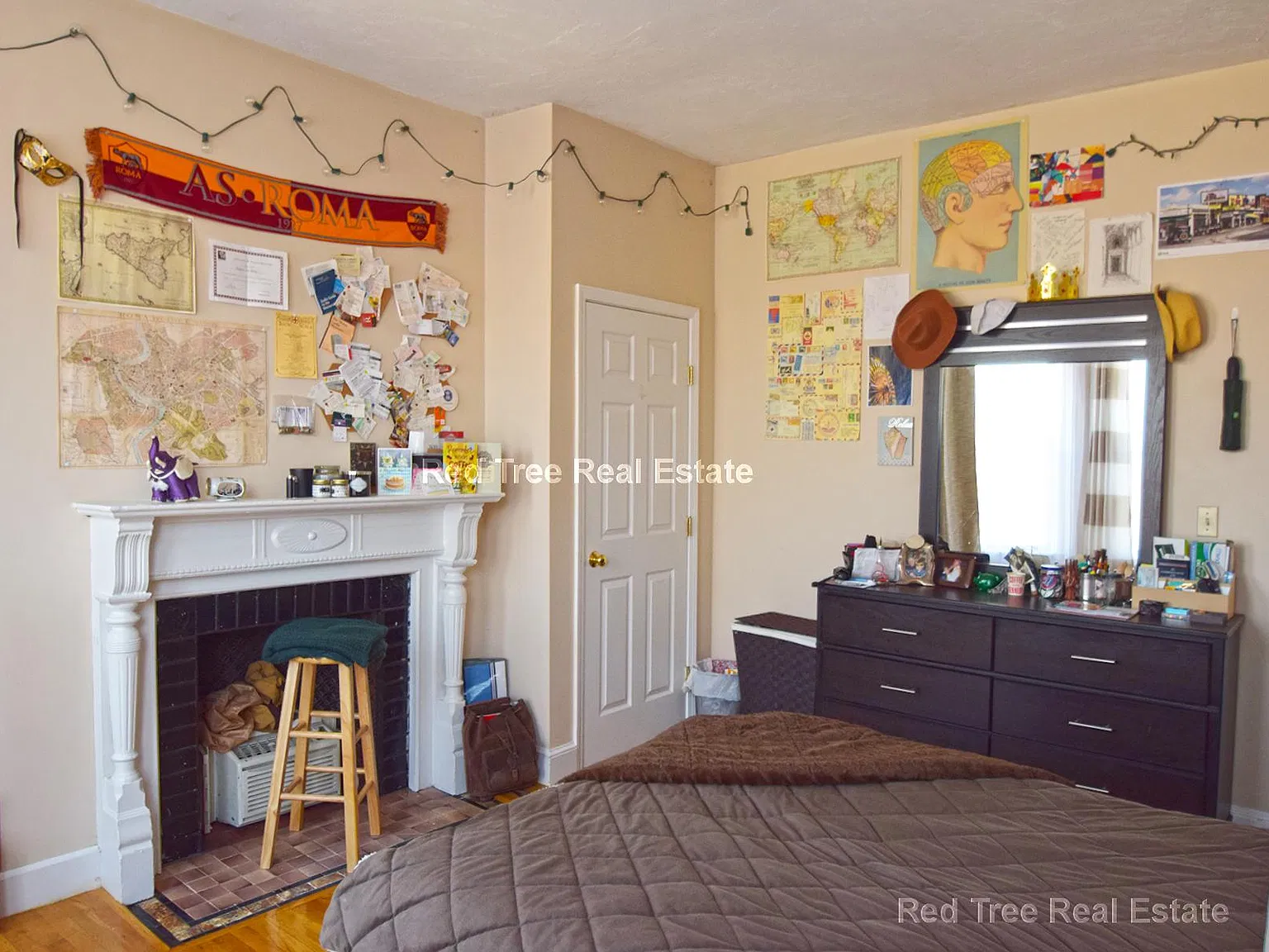 4 bed, 9999 sqft, $4,400 — Photo 4