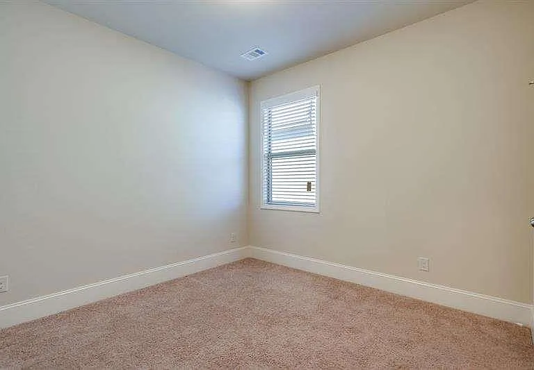 4215 Miramount Overlook — Photo 21