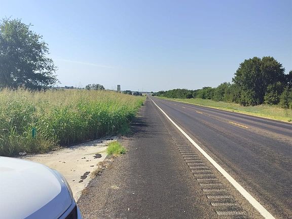 3rd image of 2834 State Highway 81