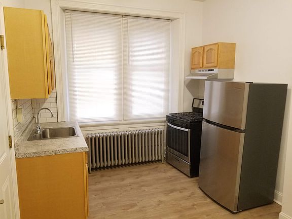 2nd image of 3828 N Park Ave