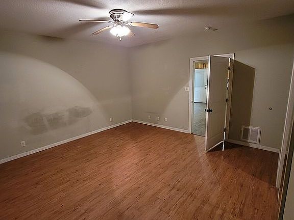 2nd image of 503 Dogwood Trl
