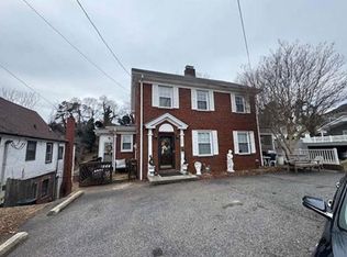 706 Mulberry Rd, Martinsville, VA 24112