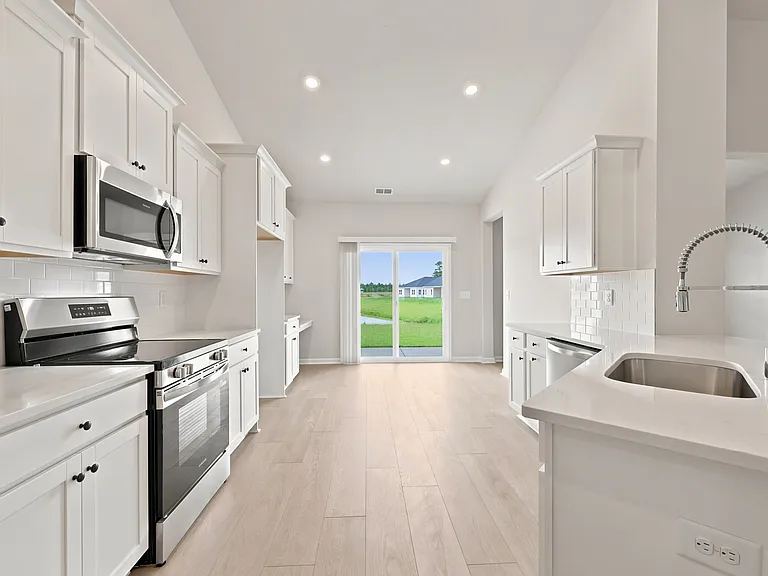 334 Kindred Spirits Dr — Photo 8