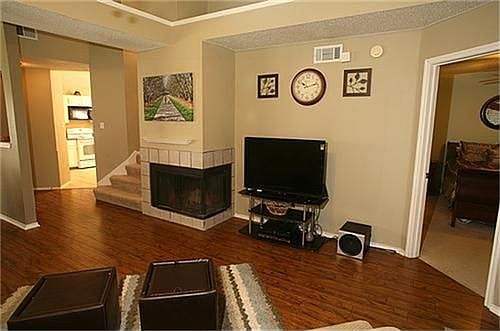 5th image of 3005 Hyde Ct