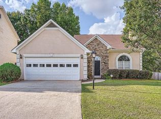 2817 Manor Glen Ln, Suwanee, GA 30024