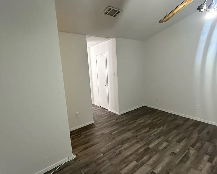 9446 Olde Village Ct — Photo 10