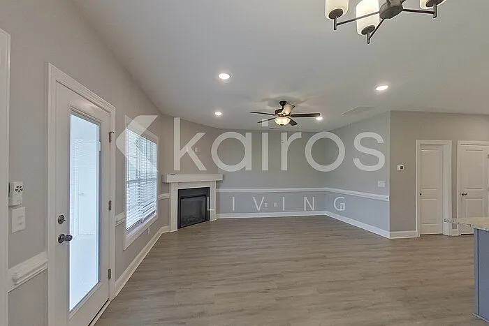 3709 Oak Leaf Way #D — Photo 6
