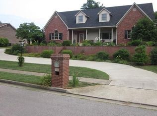 308 Hawthorne Dr, Nicholasville, KY 40356