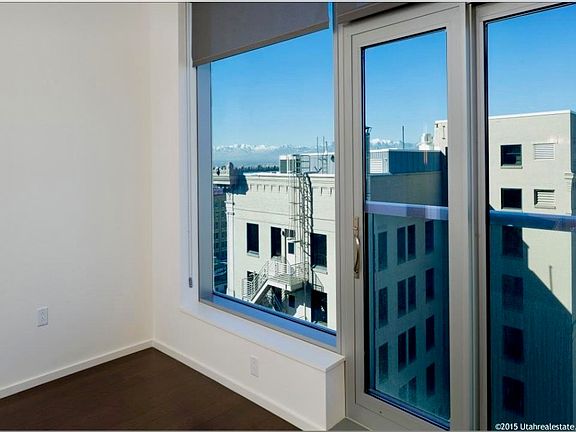 3rd image of 35 E 100 S APT 1409