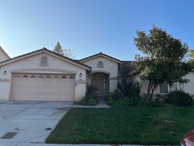 1st image of 10604 Willow Glen Cir