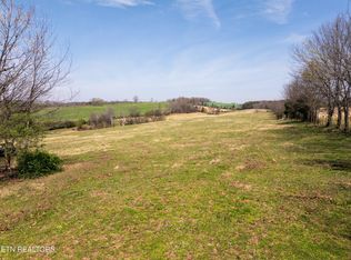 1412 Trigonia Rd, Maryville, TN 37801