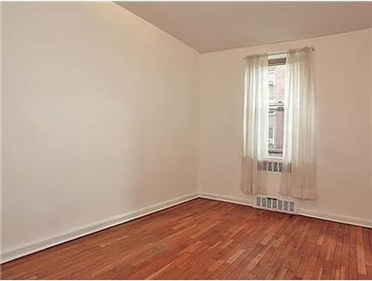 Sold by Douglas Elliman | media 40