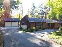 1st image of 1023 Carousel Ln