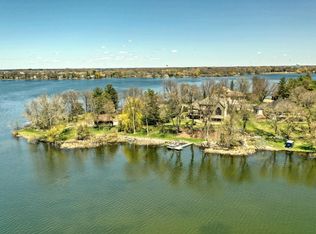 21300 Floral Bay Dr N, Forest Lake, MN 55025