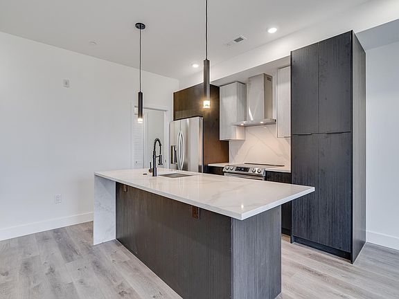 2nd image of 1520 N 8th St #3C