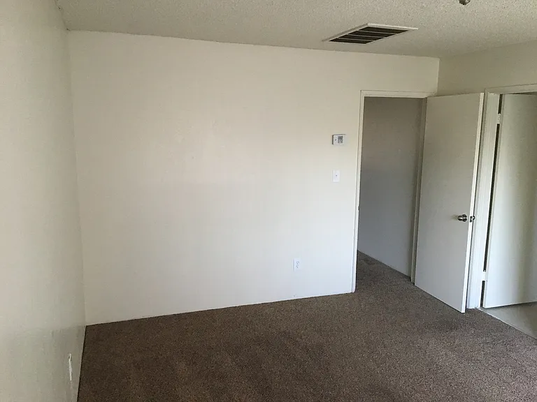 200 Lincoln Ave — Photo 10