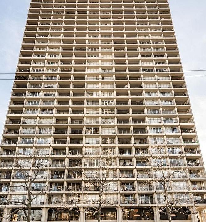 1st image of 1960 N Lincoln Park W #523