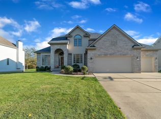 5572 Star Flower Dr, Haslett, MI 48840