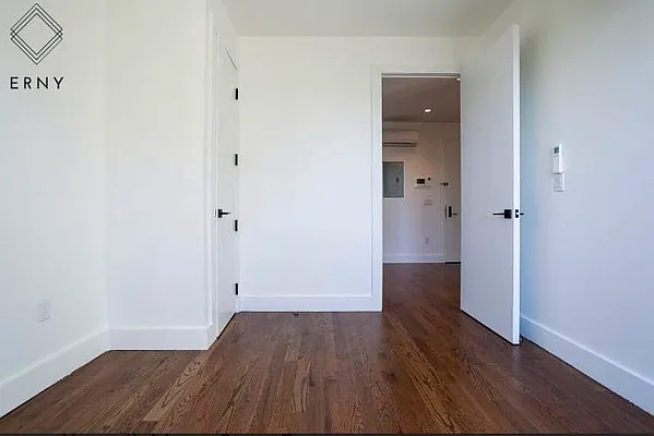 Rented by ERNY LLC | media 9