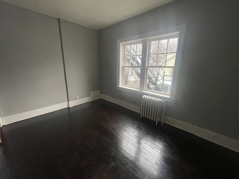 237 Field St #9 — Photo 6
