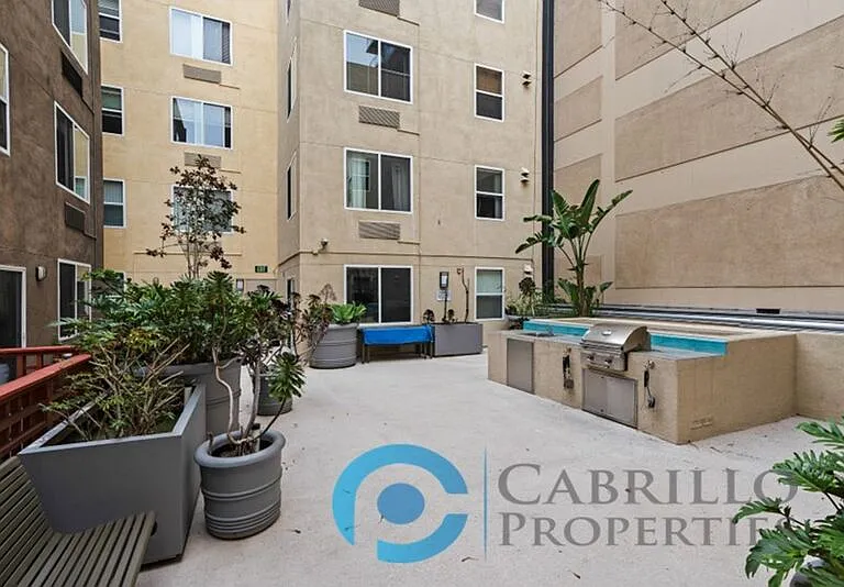1435 India St #408 — Photo 25