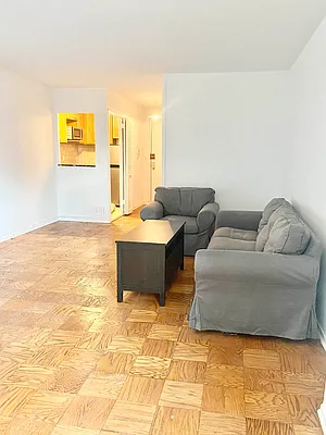 Rented by Nardoni Realty, Inc. | media 2