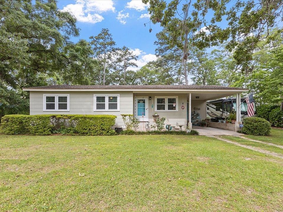 1st image of 1110 Carrin Dr