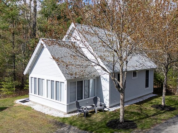 2nd image of 454 Post Road #250