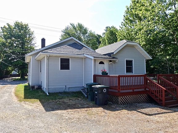 4th image of 2101 N Tillotson Ave