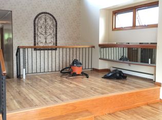 305 127th St, College Point, NY 11356
