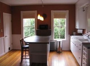 76 Garfield Ave, Easthampton, MA 01027