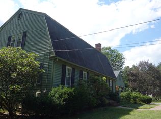 21 General Henry Knox Rd, Southborough, MA 01772