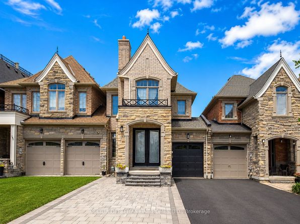 109 Alex Campbell Cres, King, ON L7B 0C1