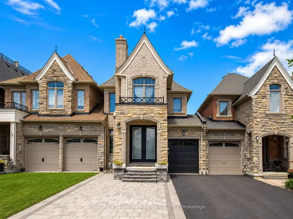 109 Alex Campbell Cres, King, ON L7B 0C1