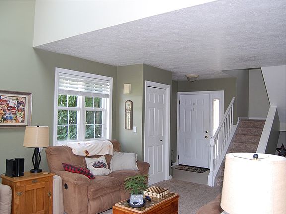 5th image of 5042 E Oakridge Cir #701