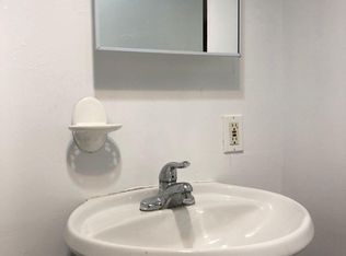 807 N 49th St #5, Seattle, WA 98103