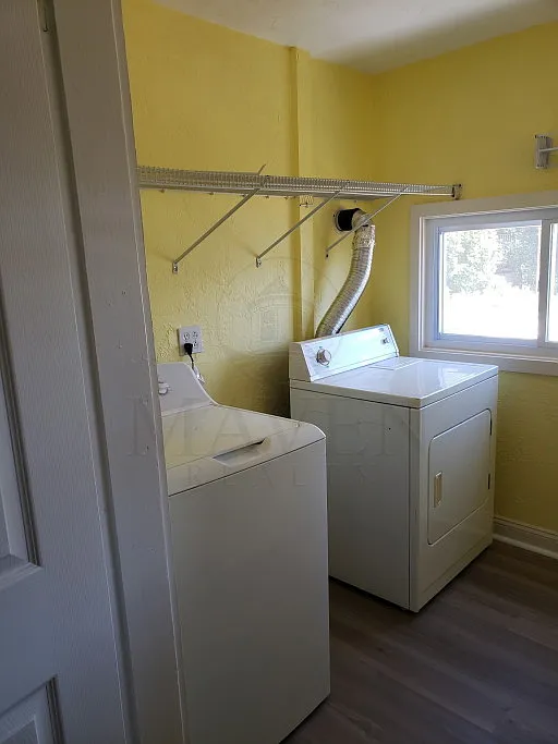 2 bed, $3,000 — Photo 3