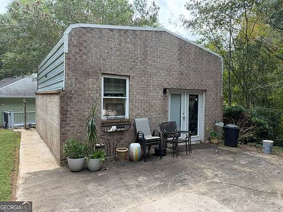 2nd image of 862 Price Rd