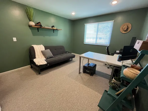 9788 Orangewood Dr, Thornton, CO 80260