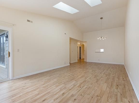 4th image of 1323 Pimlico Pkwy