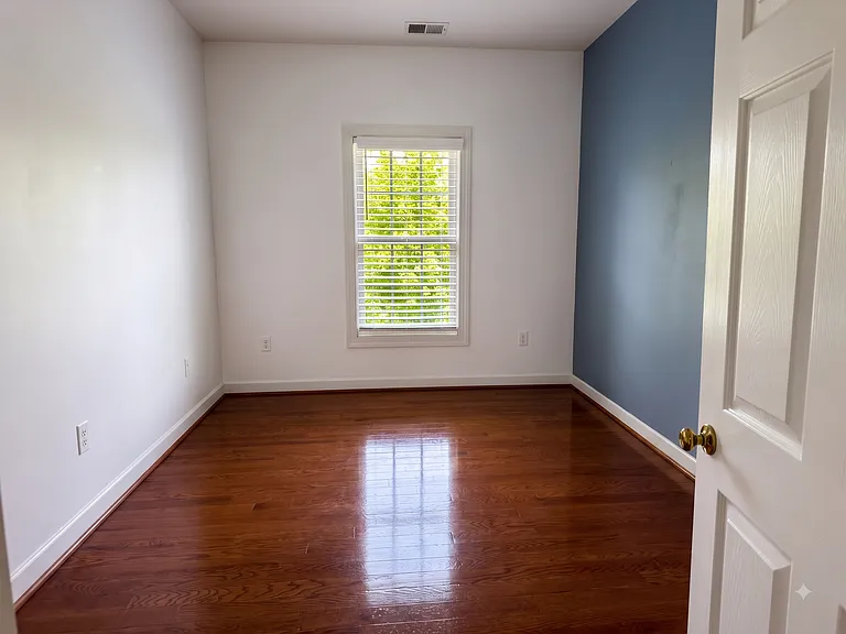 3670 Carriage Hill Dr #1 — Photo 13